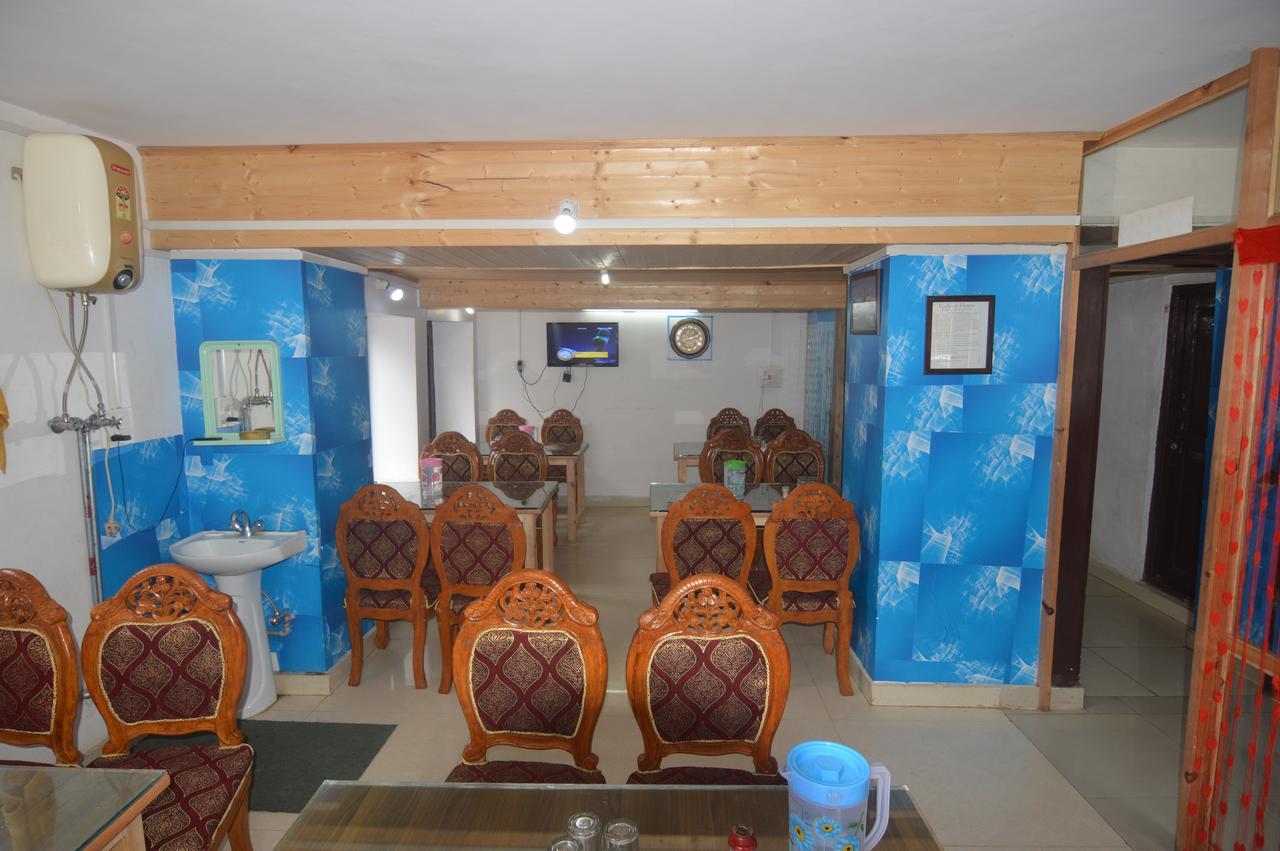 Hotel Kashmir House Pahalgām Exteriér fotografie
